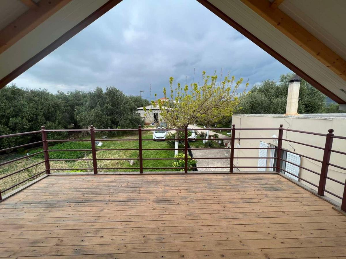 Attic View Villa Loutsa  Exterior photo